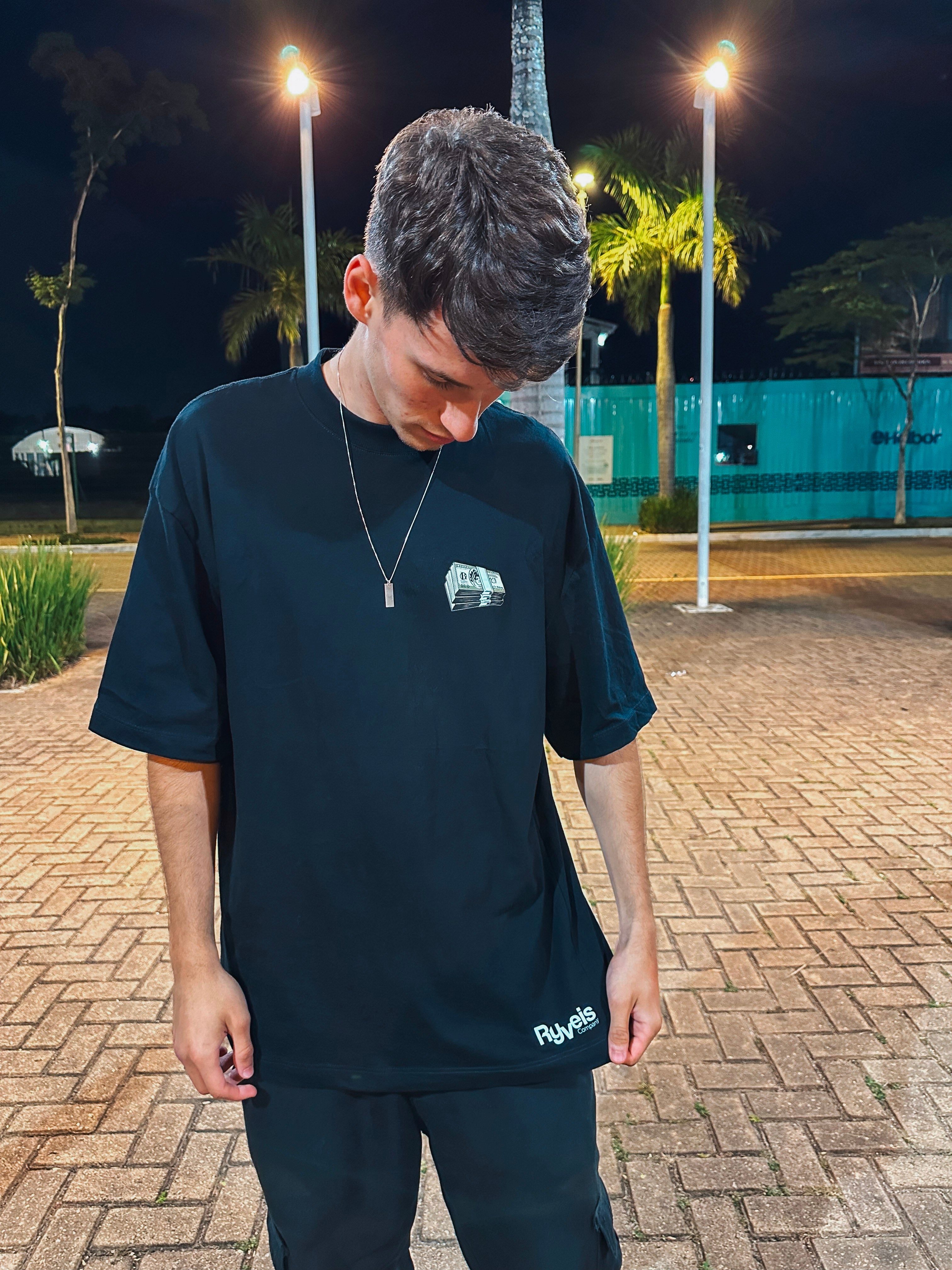 Camisa Overzised - Utopia Notas - Preta