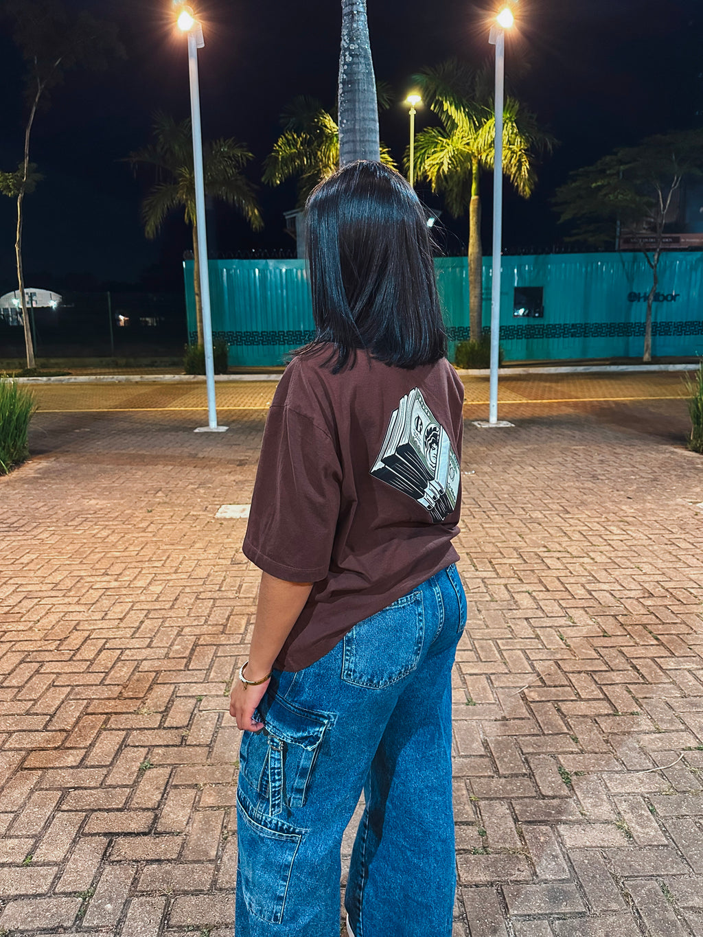 Camisa Overzised Feminina - Utopia Notas - Marrom