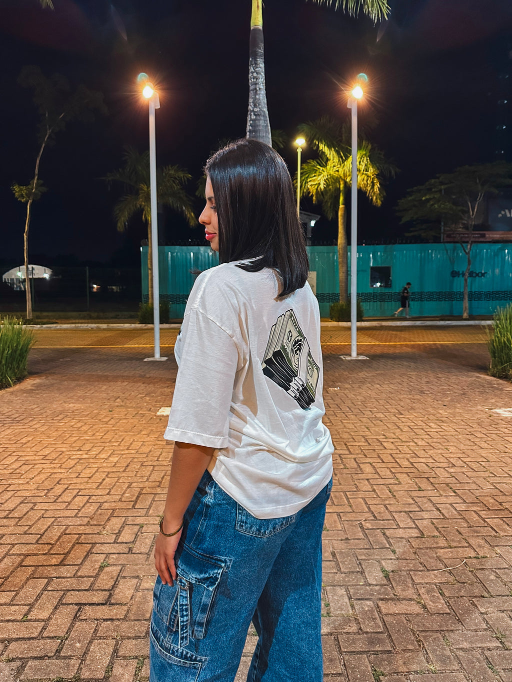 Camisa Overzised Feminino - Utopia Notas - Off-white
