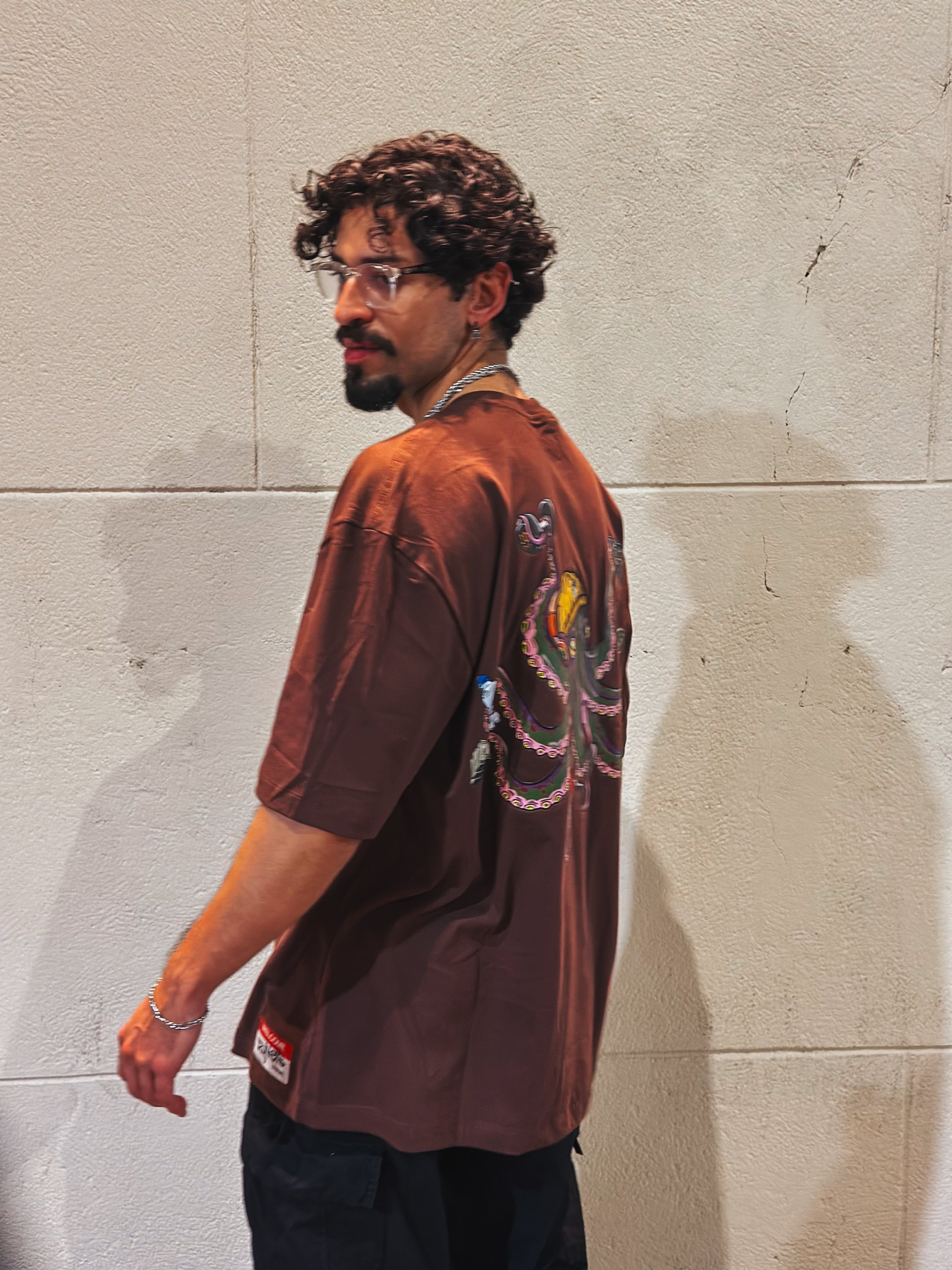 Camisa Overzised - Utopia Polvo - Marrom