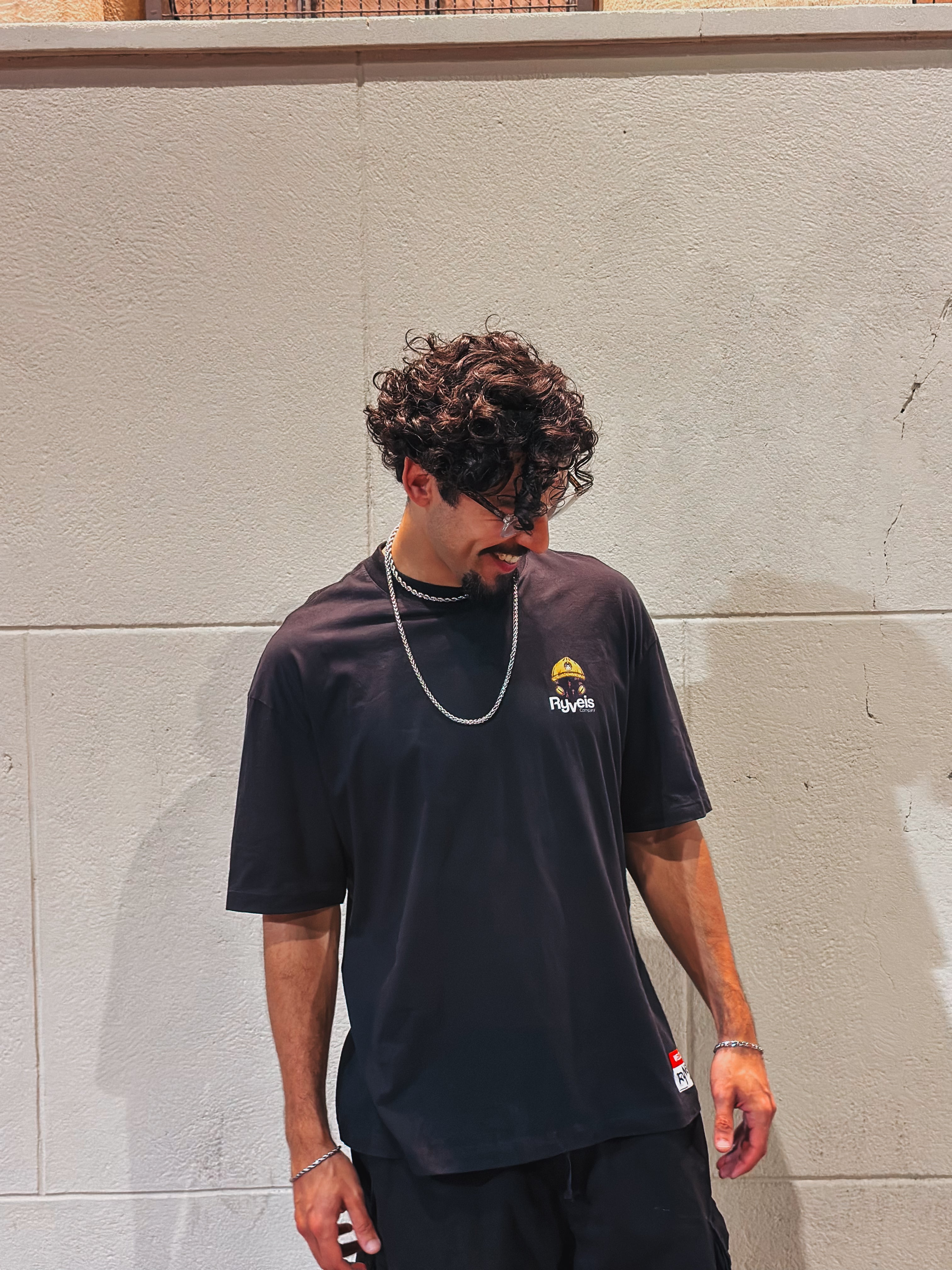 Camisa Overzised - Utopia Polvo - Preta